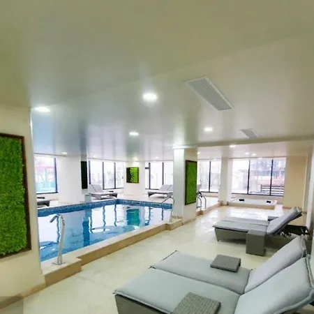 Beach Front Boutique Prima Linie La Mare Piscina & Parking شقة Năvodari