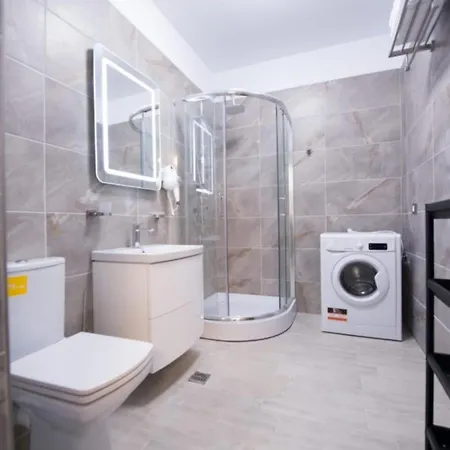 Apartment Beach Front Boutique Prima Linie La Mare Piscina & Parking