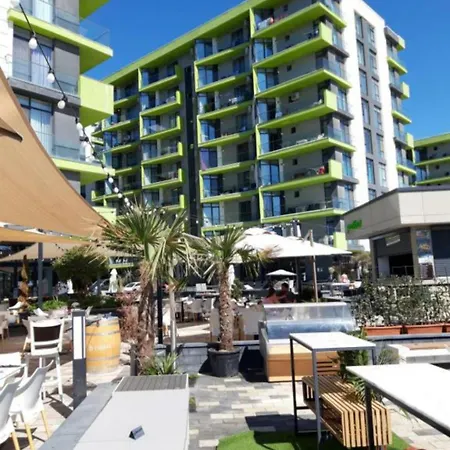 Apartment Beach Front Boutique Prima Linie La Mare Piscina & Parking